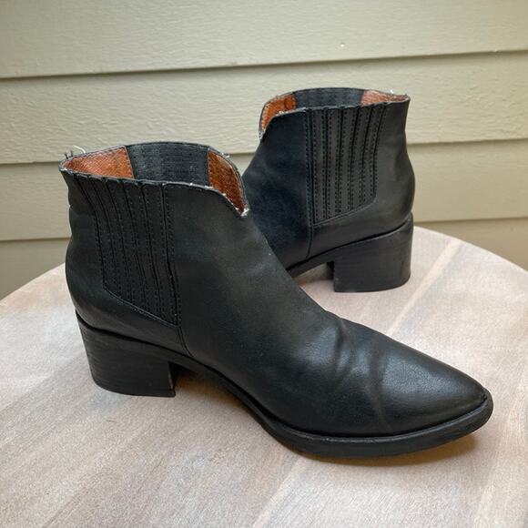 Madewell Joni Womens Size 8 Ankel Boot Pointed Toe Black Western Pull On Bootie - Picture 1 of 14